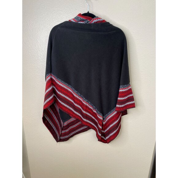 Le Moda Black Poncho With Red & Gray Knit Trim Asymmetrical Style One Size - Picture 6 of 8